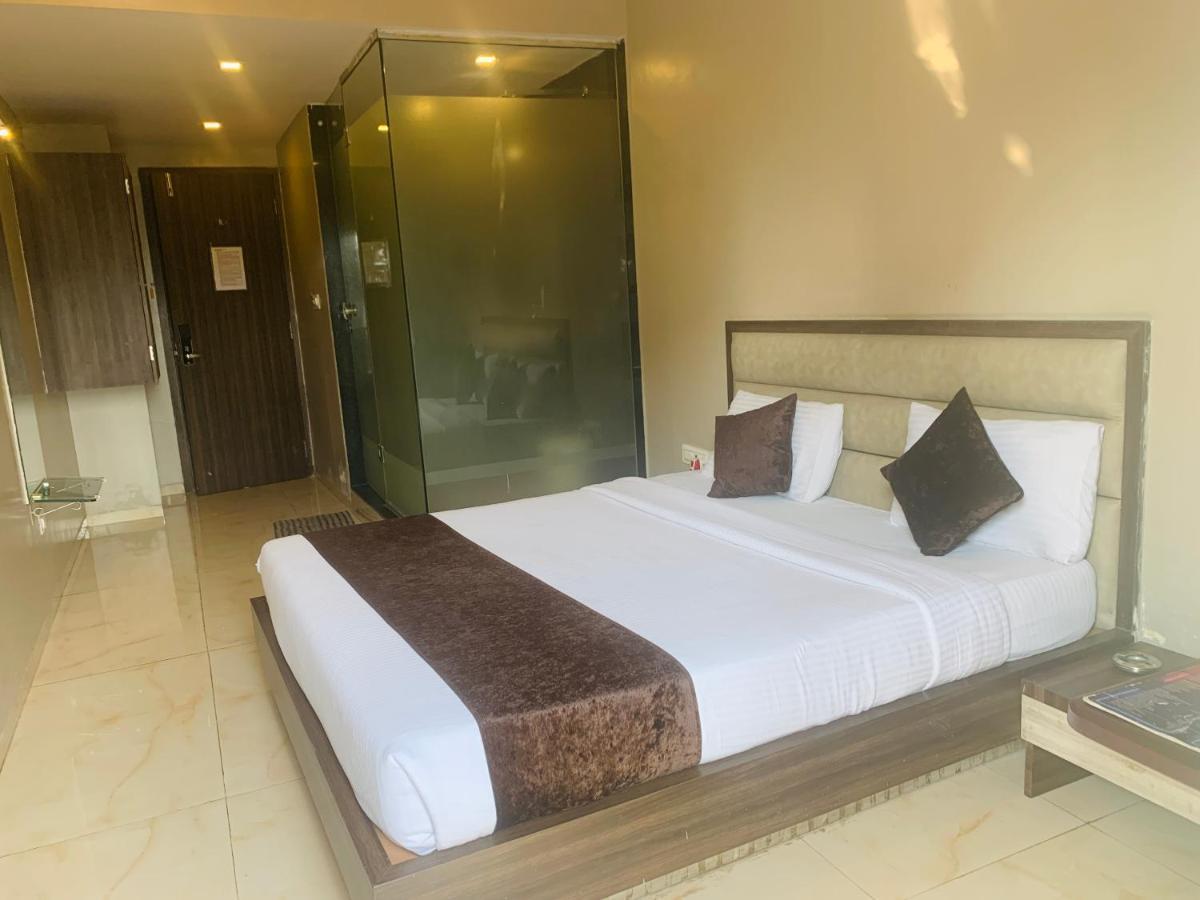 Hotel Merakee - Near Dahisar Mira Road Mumbai Bagian luar foto